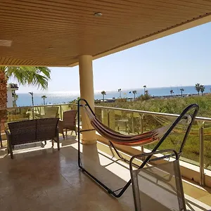 https://marina-del-castillo-manilva-29692.es-andalucia.com